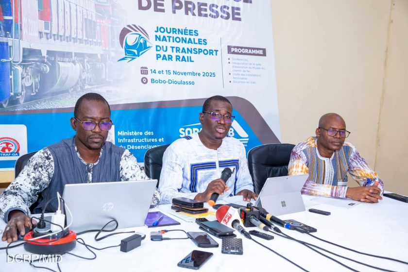 Conférence de presse du ministère des Infrastructures sur la tenue de la 1ere édition des Journées nationales du transport par rail, 12 novembre 2025