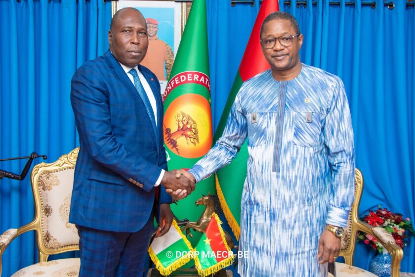 Tête à tête entre les ministres des Affaires étrangères de la Côte d'Ivoire et du Burkina Faso, 6 décembre 2025
