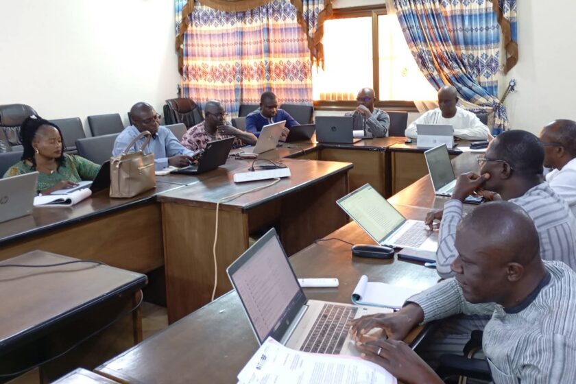 Le Comité de Pilotage (COPIL) de l'ITIE Burkina s'est réuni en session extraordinaire pour examiner et adopter le plan de dissémination du rapport ITIE 2024, 8 décembre 2025