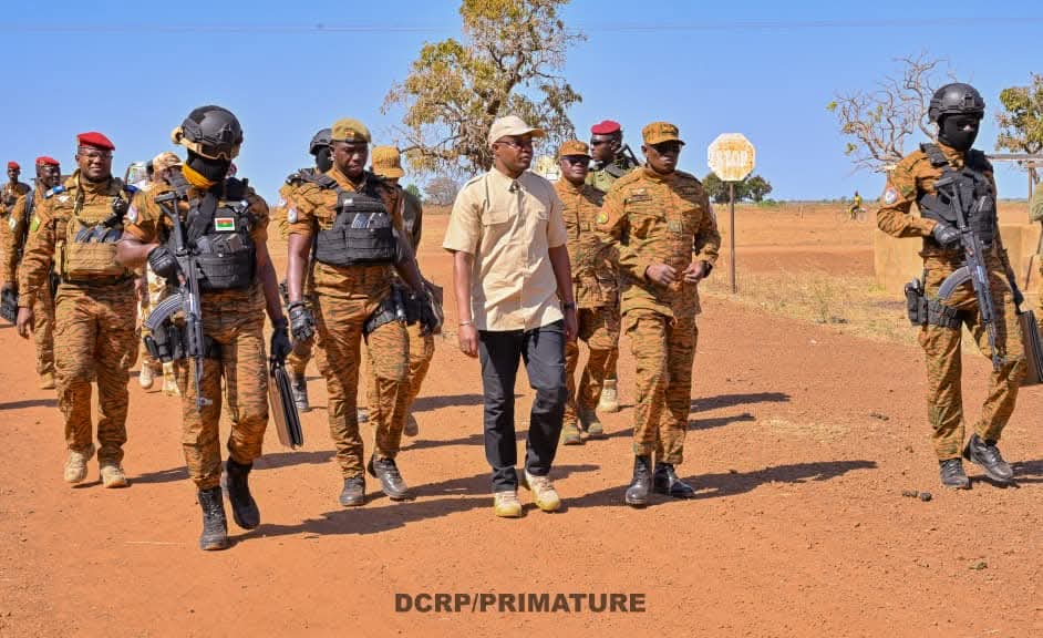 Visite du Premier ministre au détachement militaire de Di, 30 décembre 2025