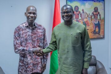 Une délégation de l'UCAP Burkina reçu en audience par le ministre de la Communication Gilbert Ouédraogo, 15 décembre 2025