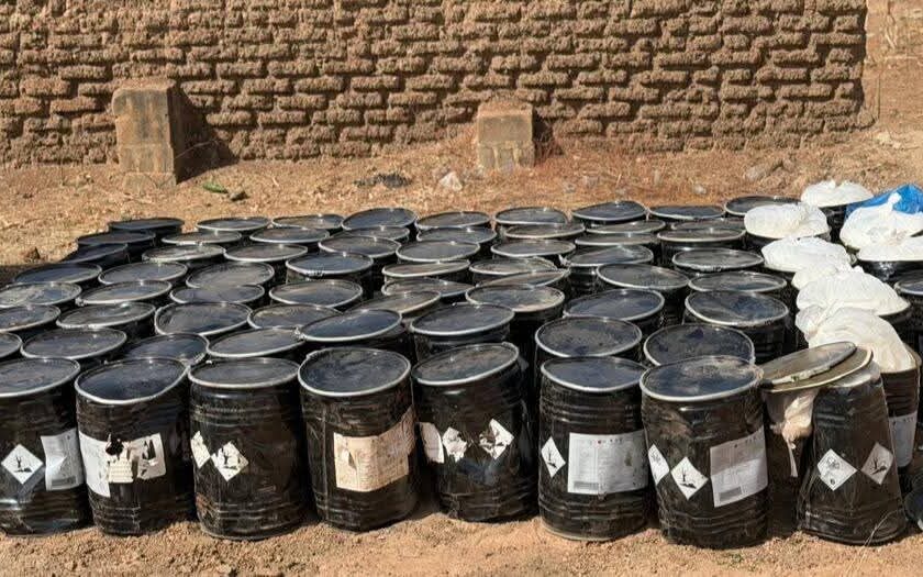 La Douane saisit 81 fûts de cyanure à Boromo, 5 janvier 2025