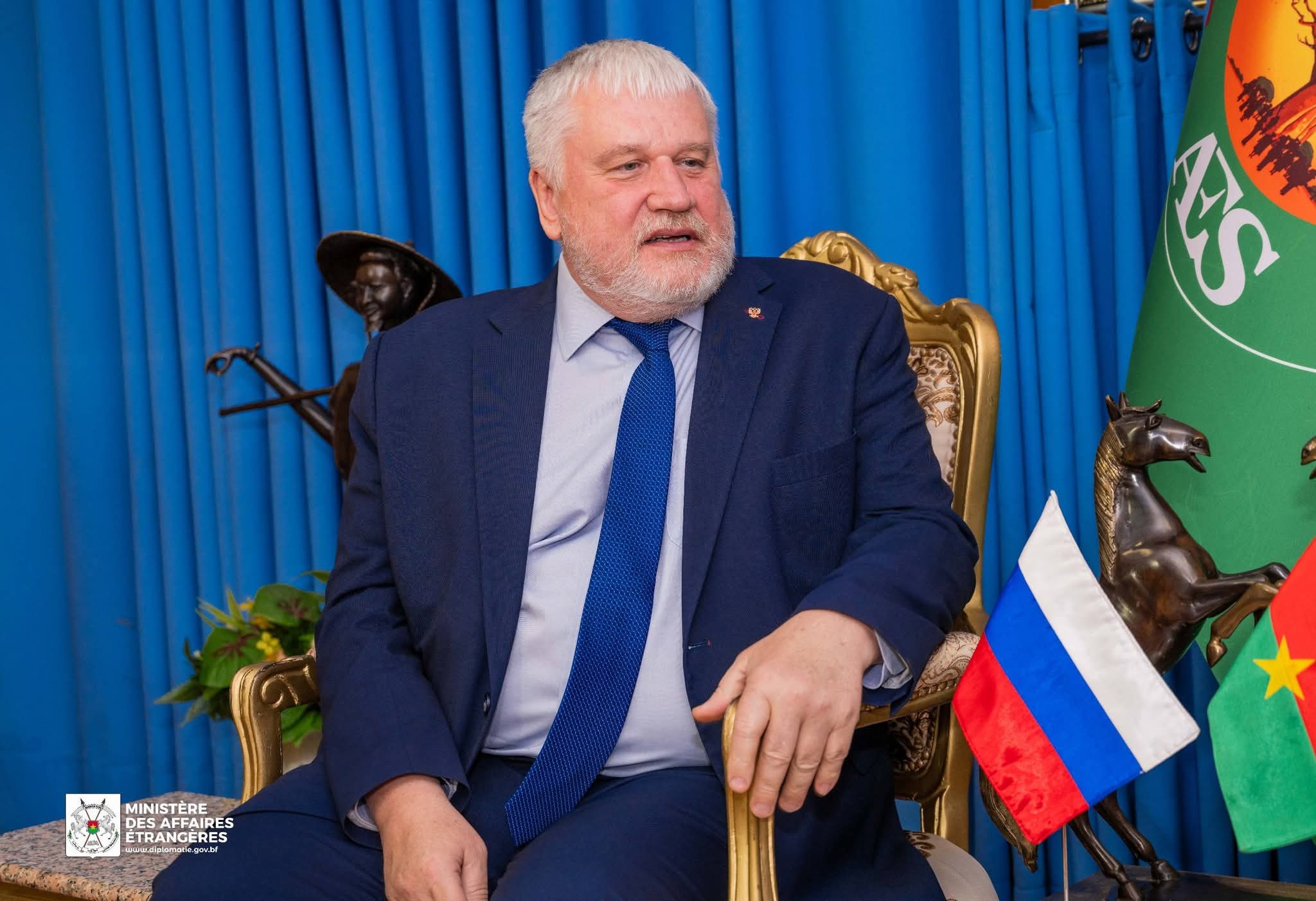 Le ministre des Affaires étrangères, Jean Marie Traoré a accordé une audience l'ambassadeur de la Russie, 20 janvier 2026