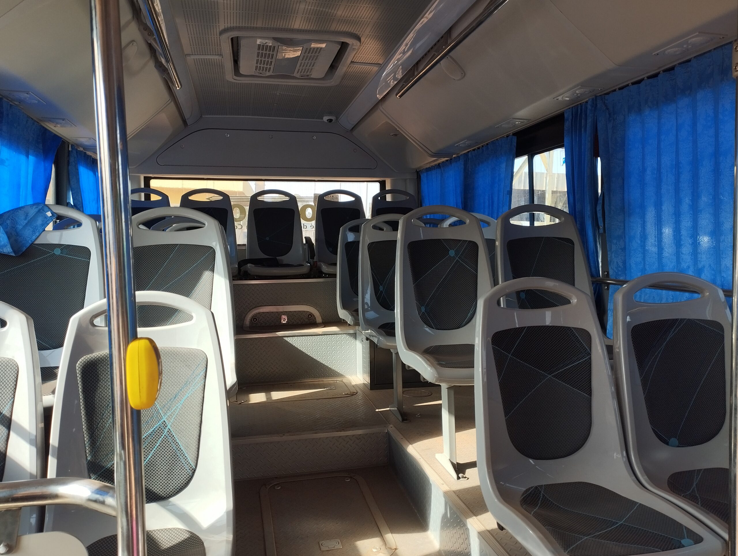 Le Premier ministre a remis un second lot de 375 bus à la SOTRACO, 27 janvier 2026