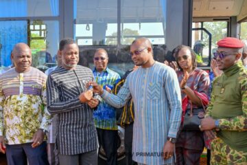 Le Premier ministre a remis un second lot de 375 bus à la SOTRACO, 27 janvier 2026