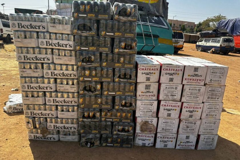 La Douane a saisi une importante cargaison de 453 cartons de boissons alcoolisées