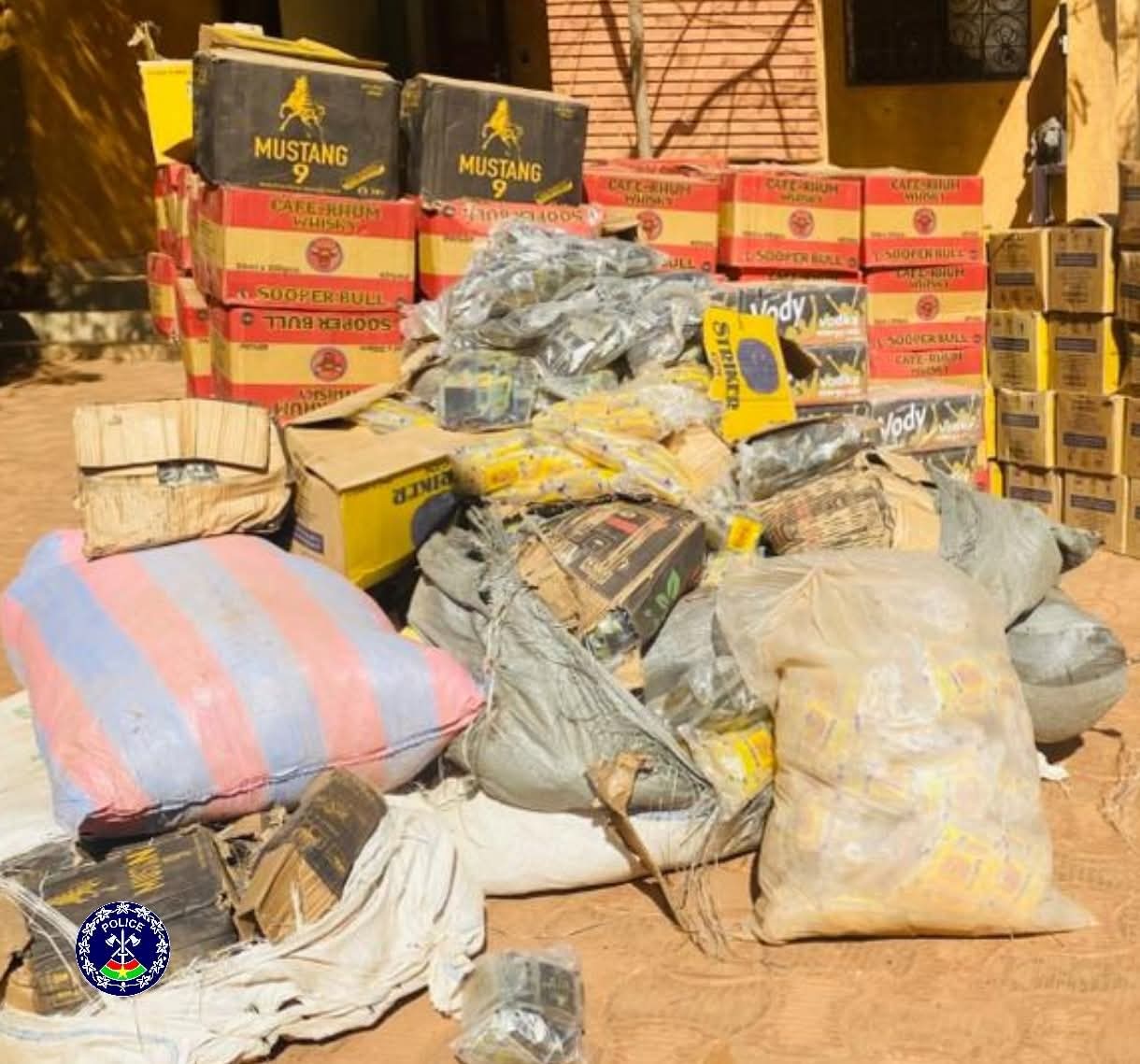 démantelé un réseau de contrebandiers qui s’adonnaient à l’importation et à la commercialisation des boissons alcoolisées prohibées dans la région de Nando