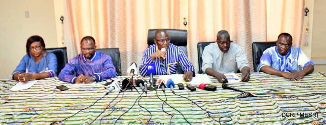 Conférence de presse du DG du CENOU sur la réduction du nombre de plats des étudiants, 25 décembre 2026