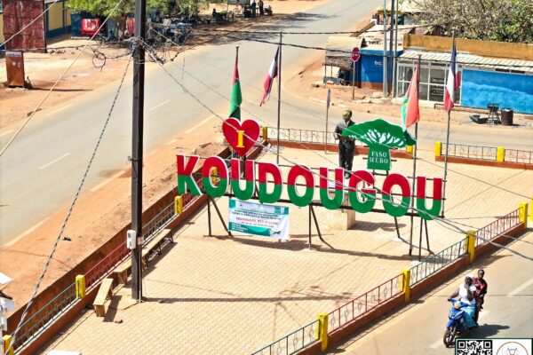 Le visage de la ville de Koudougou se transforme avec l’action de mobilisation citoyenne de l’Agence Faso Mêbo