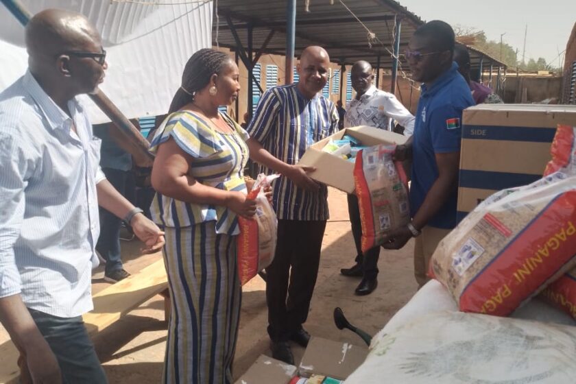 Cérémonie de don à la Cour de solidarité de Paspanga organisée par le Rotary Club Ouagadougou Crystal, 14 février 2026
