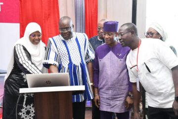 Le lancement officiel des plateformes LANAYA et e-BDT, deux outils numériques destinés à moderniser les services du Trésor public, 3 avril 2026