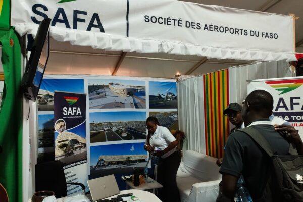 Zoom sur le stand de la Société des aéroports du Faso (SAFA) à la SNC