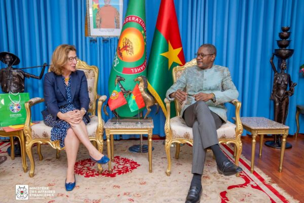Visite d'une délégation portugaise chez le ministre des Affaires étrangères, 1er juin 2026 à Ouagadougou