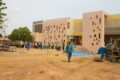 Le DIRCAB de la Présidence du Faso Anderson Meda a visité le mardi 9 juin, les chantiers de construction des Centres médicaux communaux (CMC) dans la région du Kadiogo