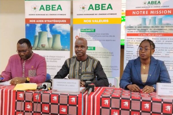 L'ABEA et l'UJKZ ont organisé une conférence publique sur « Le nucléaire au service du développement : technologies innovantes, métiers d’avenir », 17 juin 2026