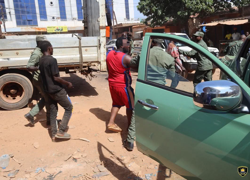 Ouagadougou : La Police municipale interpelle 10 individus interpellés pour consommation de stupéfiants, 22 juillet 2026