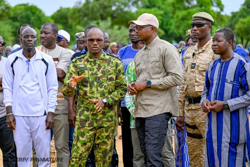Visite du Premier ministre sur le site des aménagements communautaires de bas-fonds de Yibi, village de la commune d’Arbollé, dans la province du Passoré, 03 juillet 2026