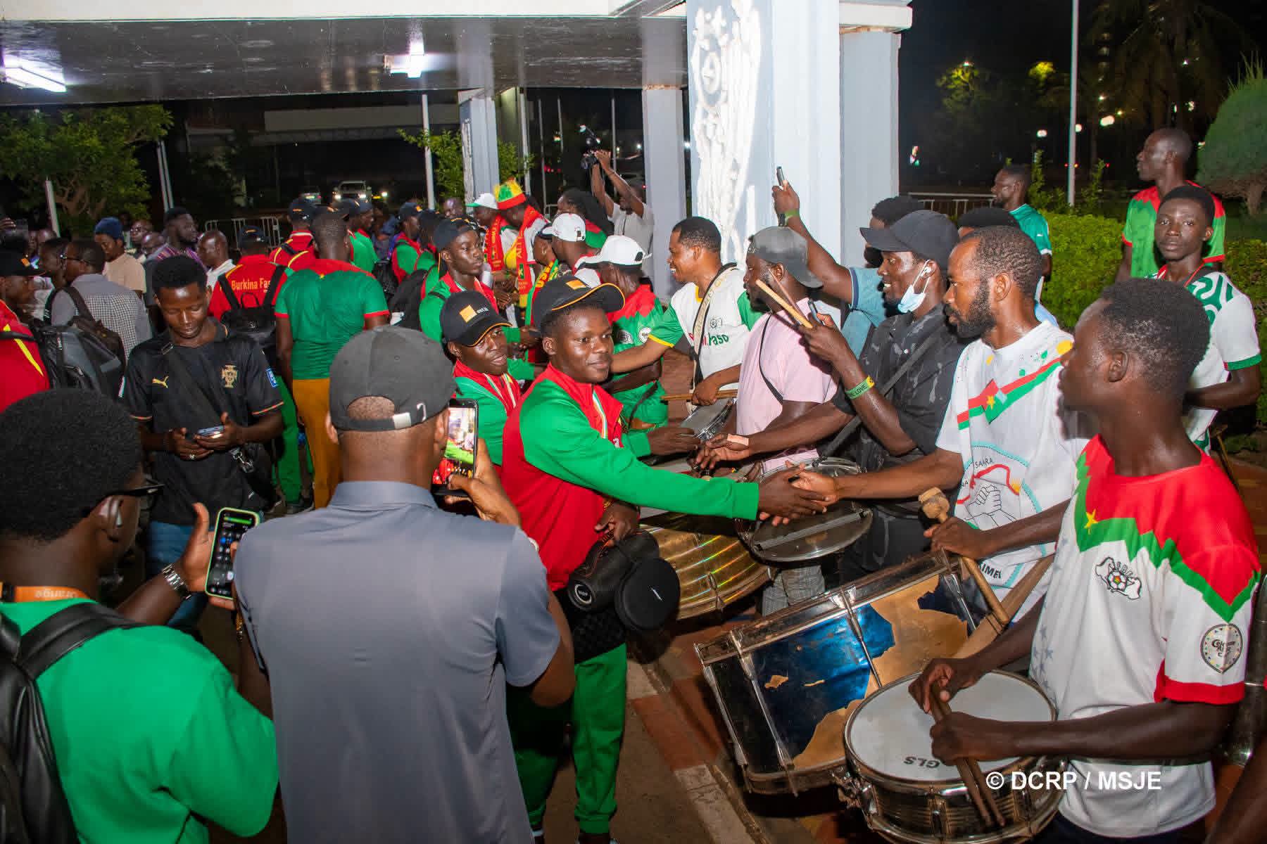 Sacrés champions du tournoi qualificatif UFOA-B U20 et qualifiés pour la prochaine CAN U20, les Étalons U20 ont foulé le sol burkinabè dans la soirée de ce mardi 11 août 2026