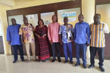 L’Association des éditeurs et professionnels des médias en ligne (AEPML) a été reçu en audience à Dr Cyriaque Paré, fondateur de l'ISCOM