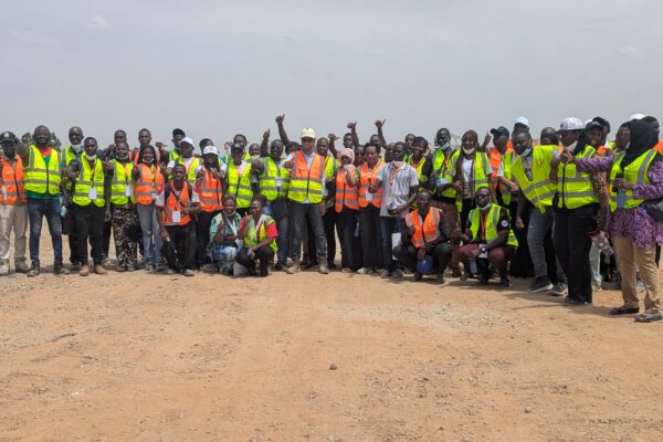 Le 19 septembre 2026, des étudiants et participants aux activités de la SAMAO et du SEMH-AES ont effectué une visite sur le site de la carrière de granite de Globex Construction