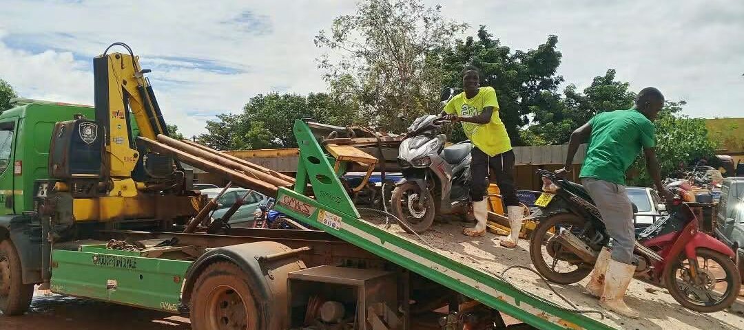 La police municipale de Ouagadougou a mené une opération de contrôle du port du casque en circulation, 2 octobre 2026