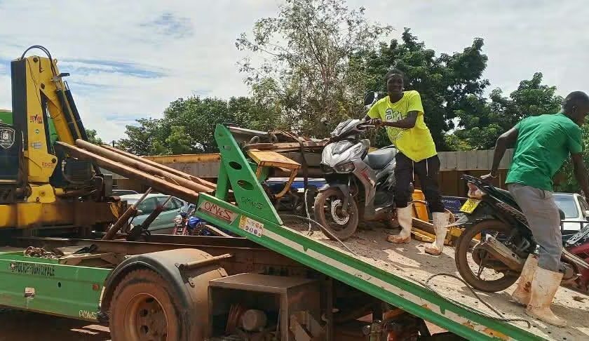 La police municipale de Ouagadougou a mené une opération de contrôle du port du casque en circulation, 2 octobre 2026