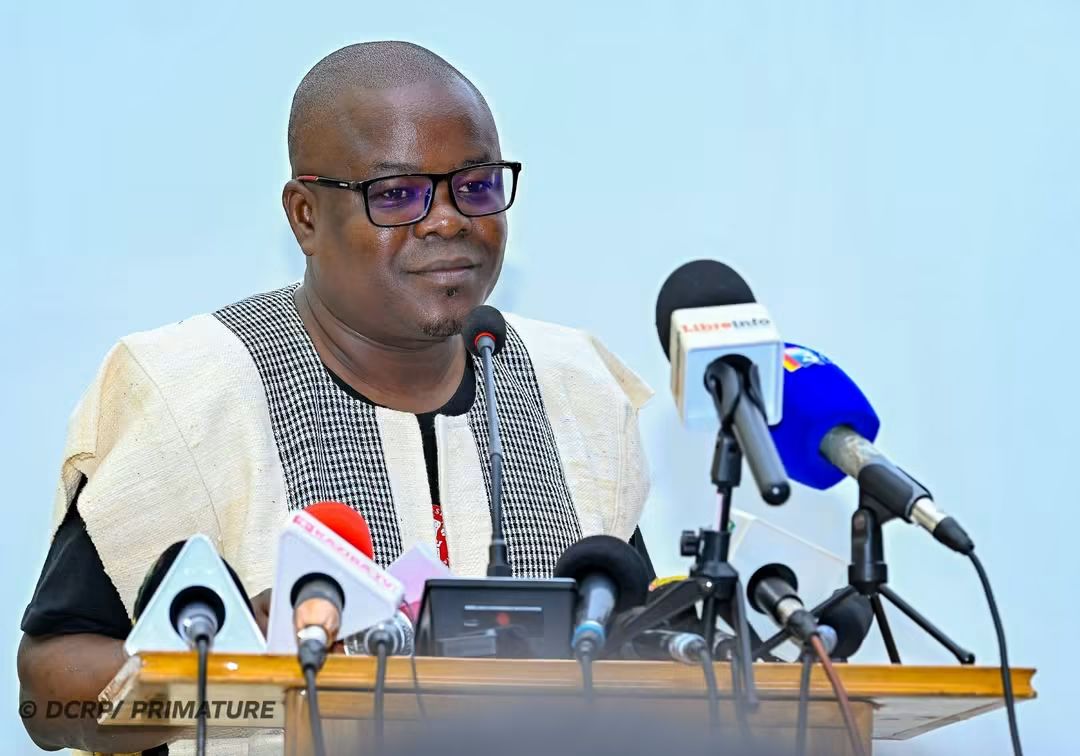 Le Premier ministre, Chef du Gouvernement, Rimtalba Jean Emmanuel Ouédraogo, a inauguré, ce lundi 5 octobre 2026, à Ouagadougou, un complexe comprenant un amphithéâtre de 500 places à l'IBAM