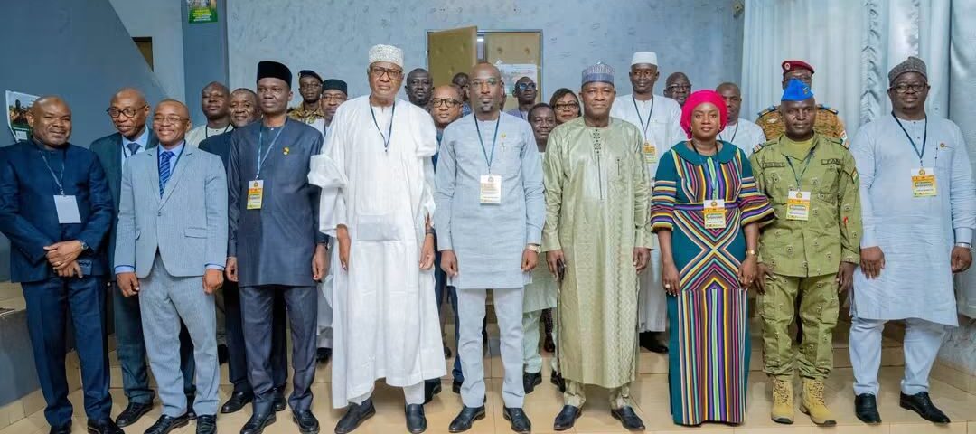 En prélude à la prochaine rencontre de négociations entre l'AES et la CEDEAO, les hauts fonctionnaires réunis au sein de la Task force confédérale, se sont réunis ce 14 octobre 2026 à Ouagadougou