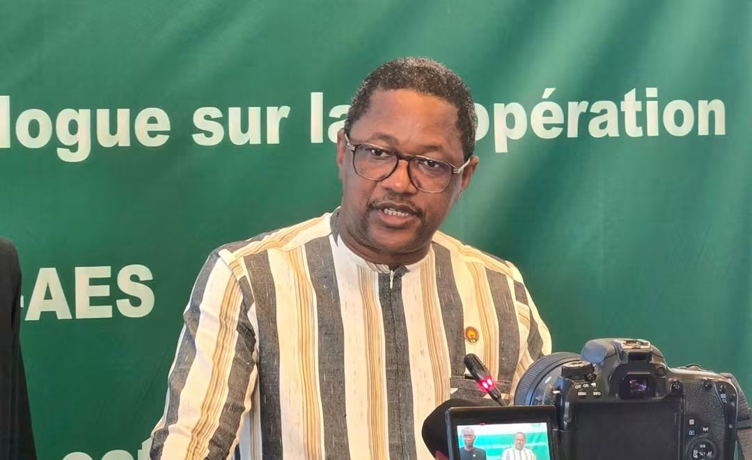 Signature d'un accord-cadre de coopération entre l'AES et la CEDEAO, 17 octobre 2026