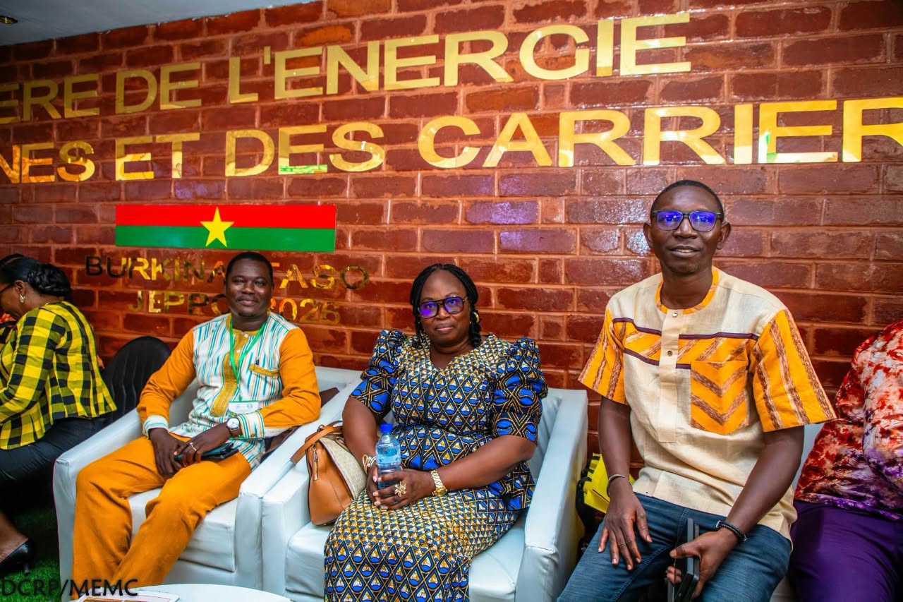 Le ministère des Mines et la Chambre des Mines ont animé une session consacré au contenu local à l'Exposition gouvernementale au SIAO, 7 octobre 2026
