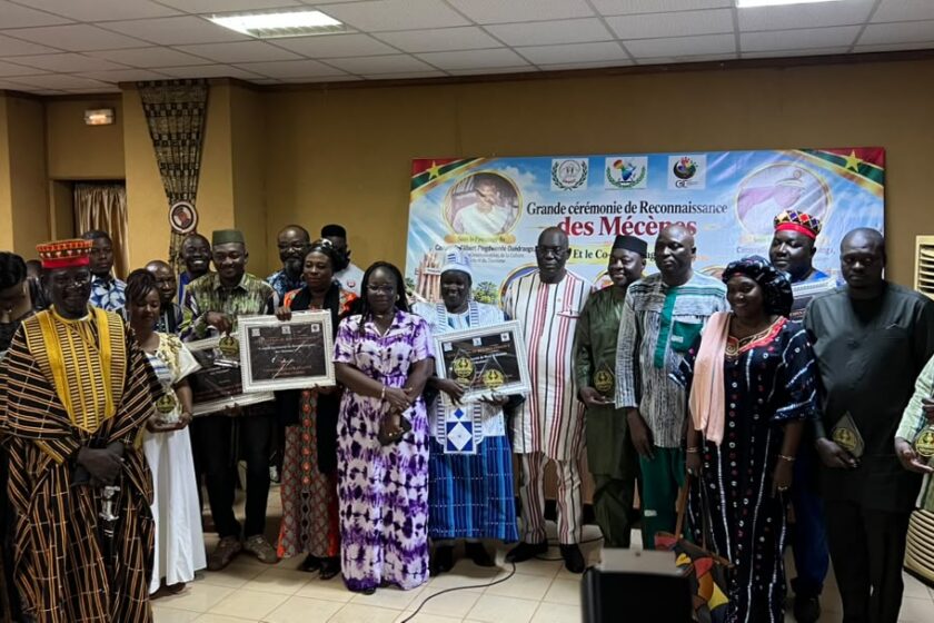 Le Conseil régional des OSC a organisé, dans l’après-midi du jeudi 8 octobre 2026 à Ouagadougou, une cérémonie de reconnaissance de 16 mécènes engagés dans le développement du Burkina Faso