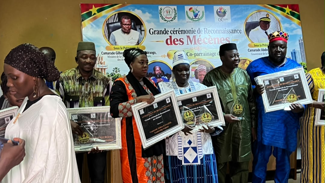 Le Conseil régional des OSC a organisé, dans l’après-midi du jeudi 8 octobre 2026 à Ouagadougou, une cérémonie de reconnaissance de 16 mécènes engagés dans le développement du Burkina Faso
