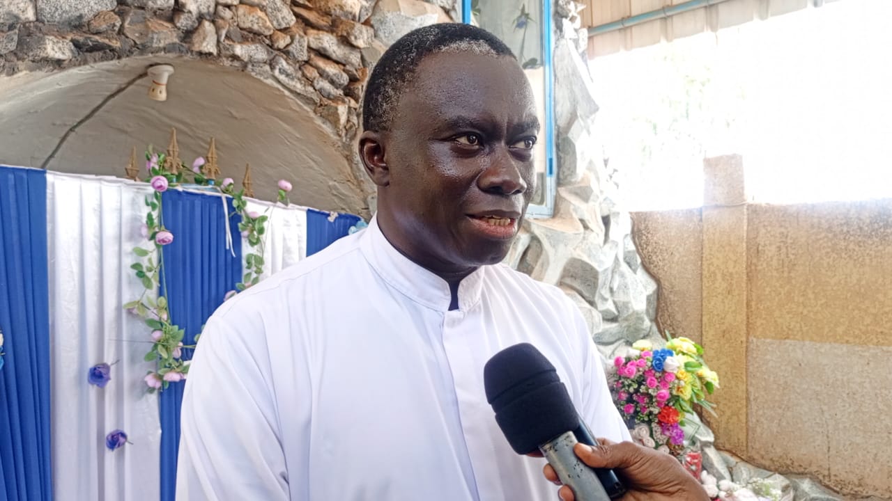 Le père Philippe Zongo de la communauté Saint'Egidio a été officiellement installé dans ses fonctions de curé dans la paroisse universitaire Saint-Albert-le-Grand de la Rotonde, ce dimanche 11 octobre 2026 à Ouagadougou