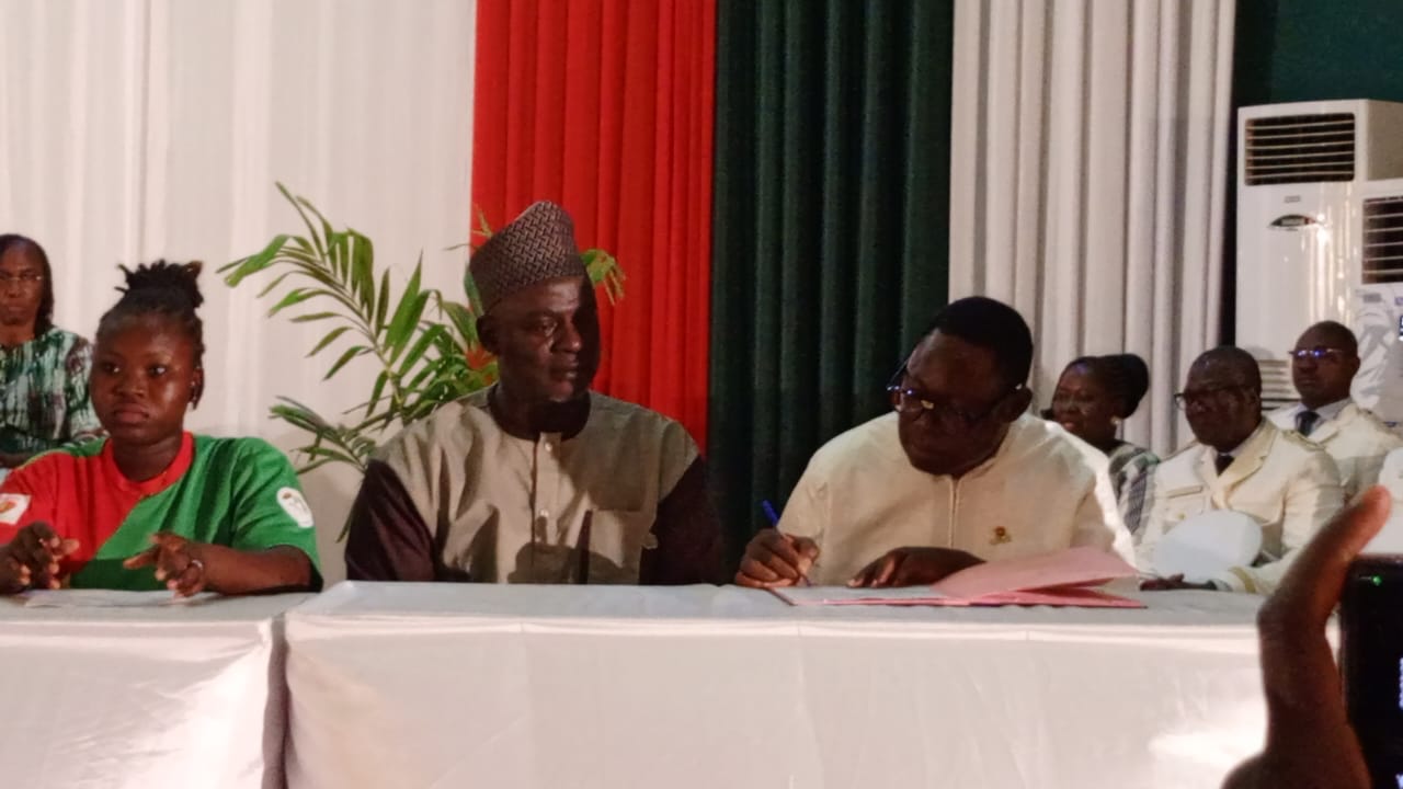 Le Premier ministre, Jean Emmanuel Ouédraogo a présidé, le samedi 17 octobre 2026 à Kaya, la cérémonie officielle de lancement du Pacte NEKRE