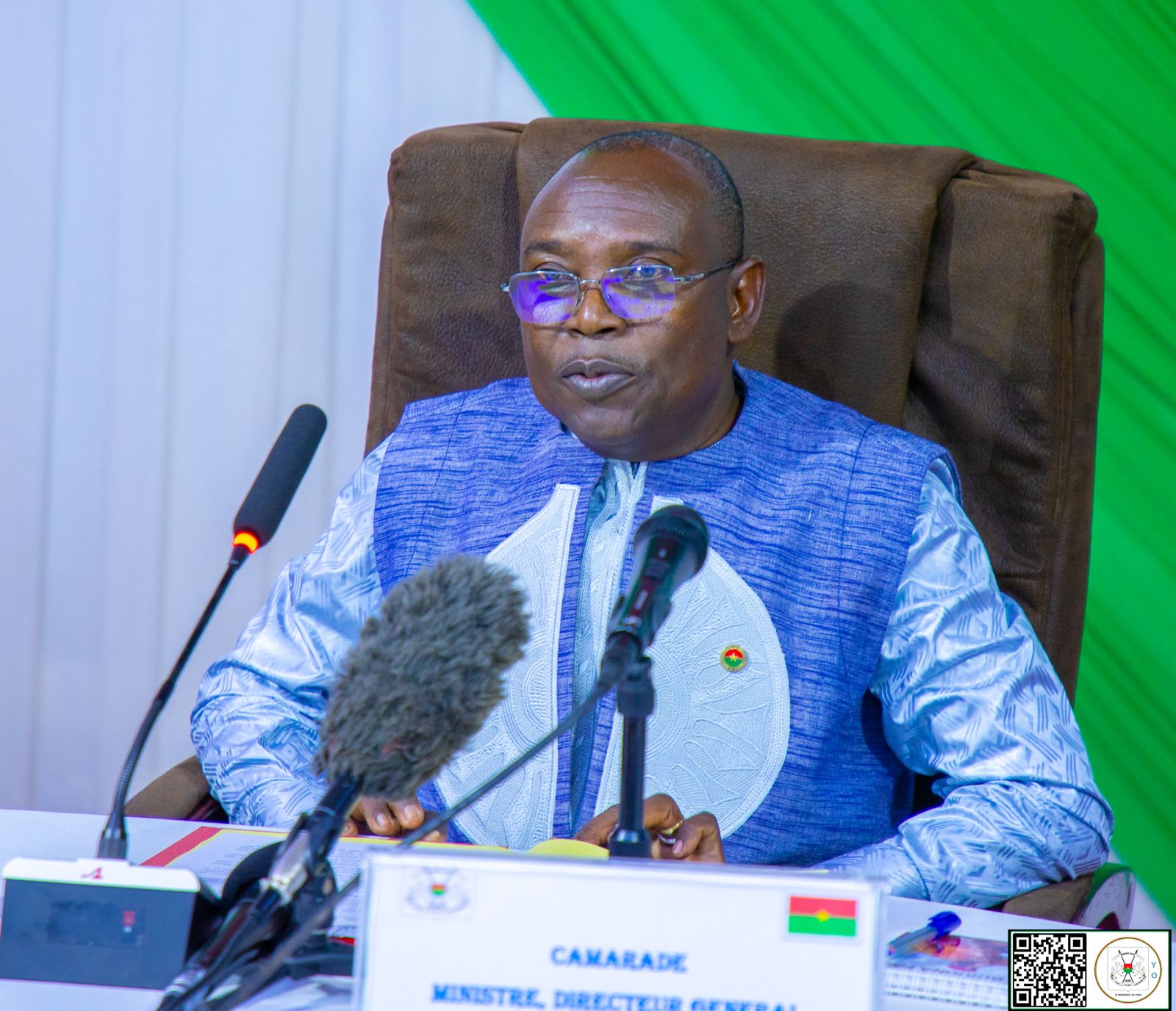 La DGPE a présenté officiellement au corps diplomatique et représentants d’organisations internationales accrédités au Burkina Faso, sa nouvelle plateforme numérique dédiée aux demandes de cartes diplomatiques et de cartes d'accès aux aéroports, 27 octobre 2026