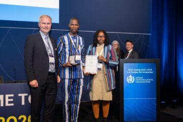 Une équipe de chercheurs burkinabè a reçu le 11ᵉ Prix du Professeur Dr Vilho Väisälä, décerné par l’Organisation météorologique mondiale (OMM), 7 octobre Pays bas